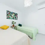Panda House Appartement *