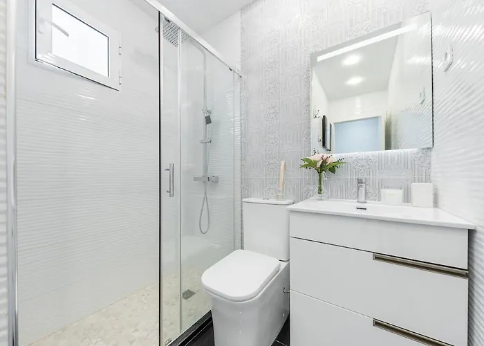 Apartment Panda House *