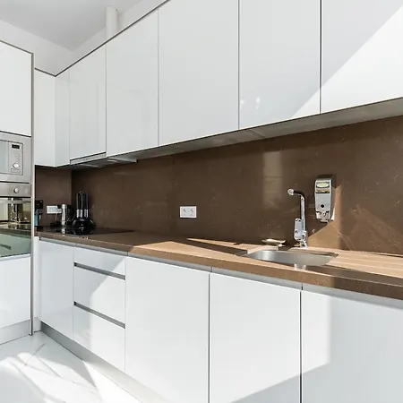 Panda House * Τορεβιέχα