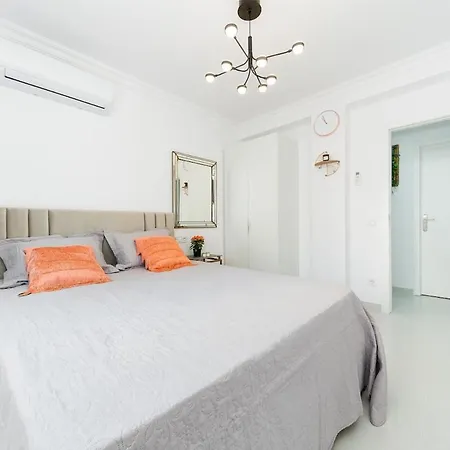 Panda House Τορεβιέχα